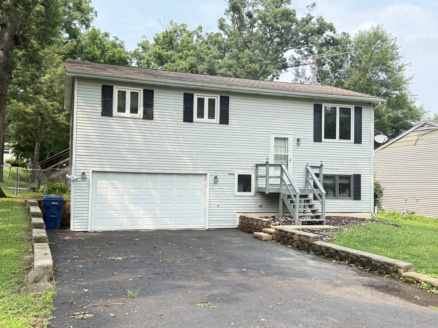 8910 Memory TRL, Wonder Lake, IL 60097