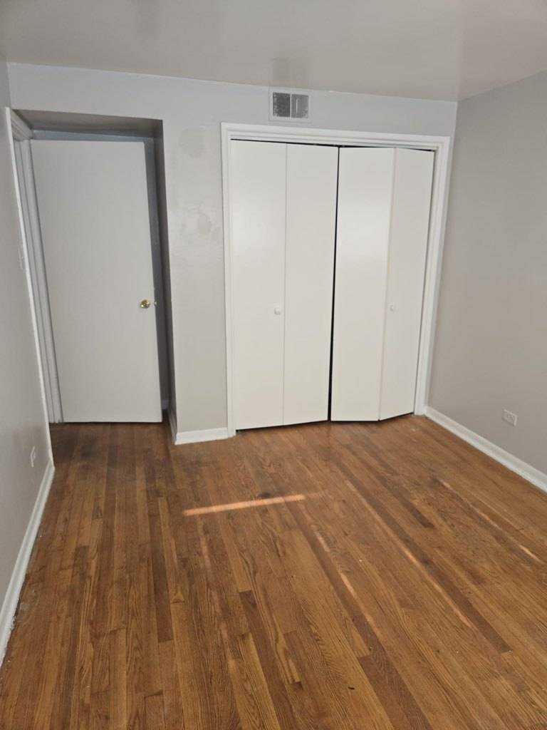 7530 S Saginaw AVE #3A, Chicago, IL 60649