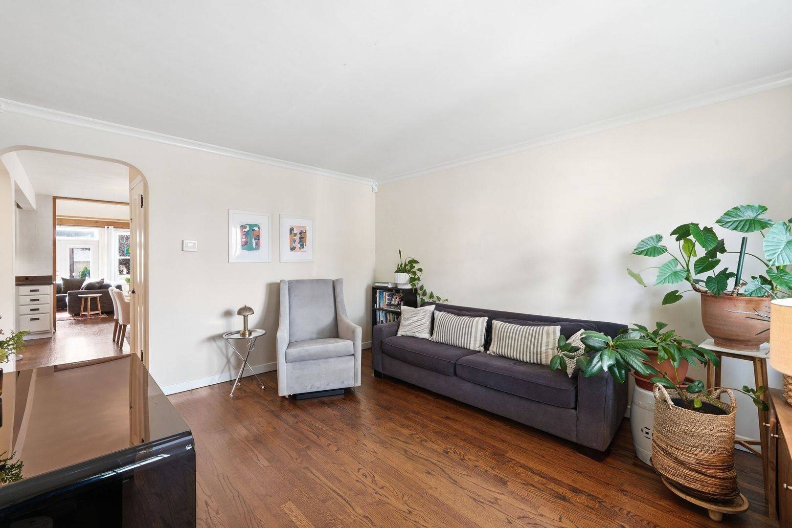 5712 S NASHVILLE AVE, Chicago, IL 60638