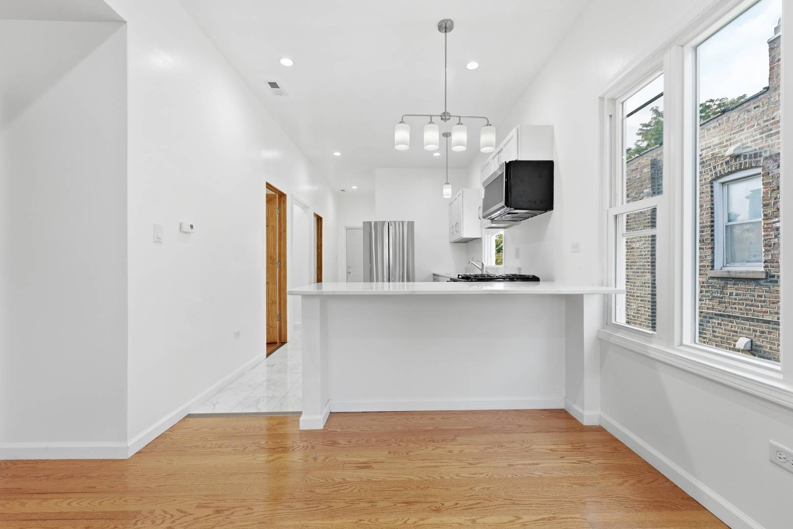 848 N Latrobe AVE, Chicago, IL 60651