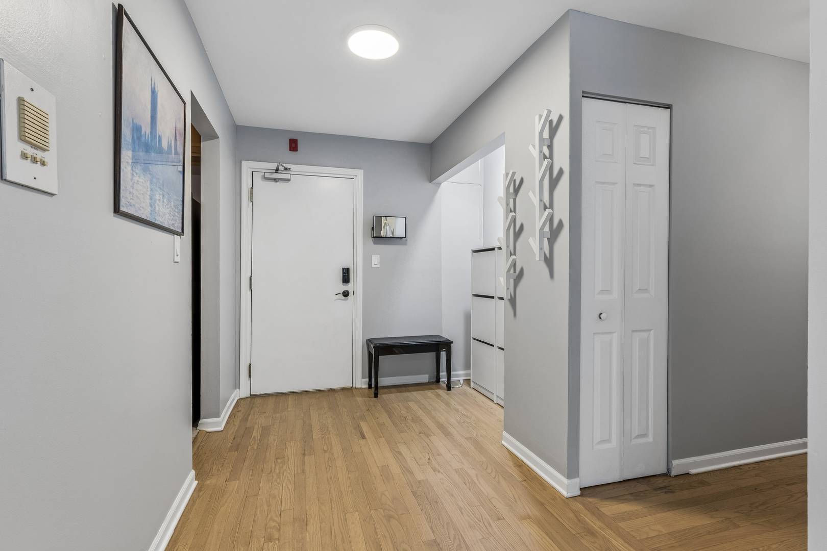 445 Sherman AVE #302, Evanston, IL 60202