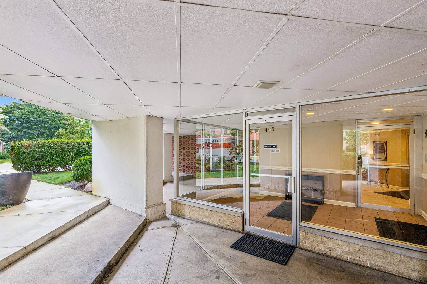 445 Sherman AVE #302, Evanston, IL 60202