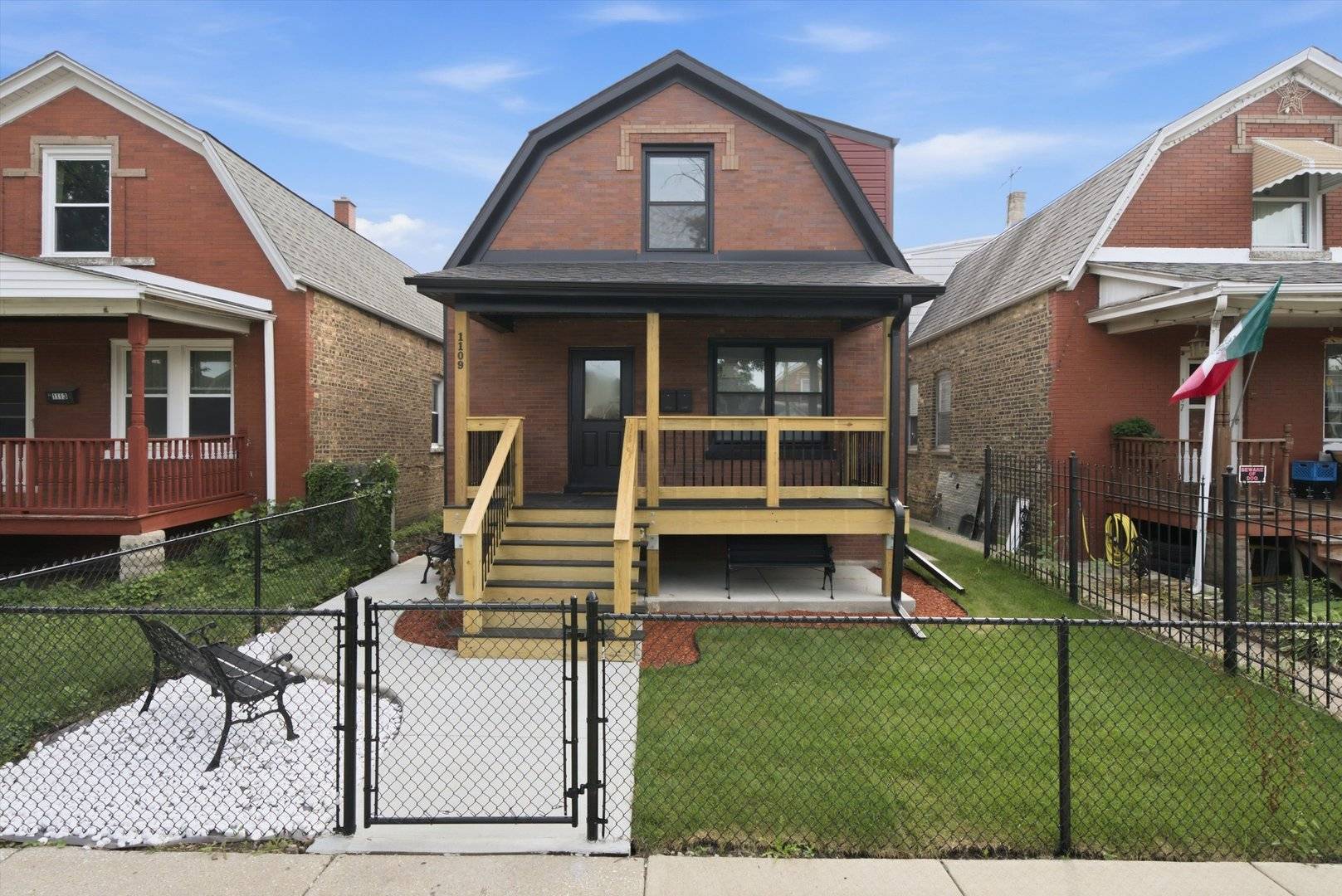 1109 N Kedvale AVE #1, Chicago, IL 60651