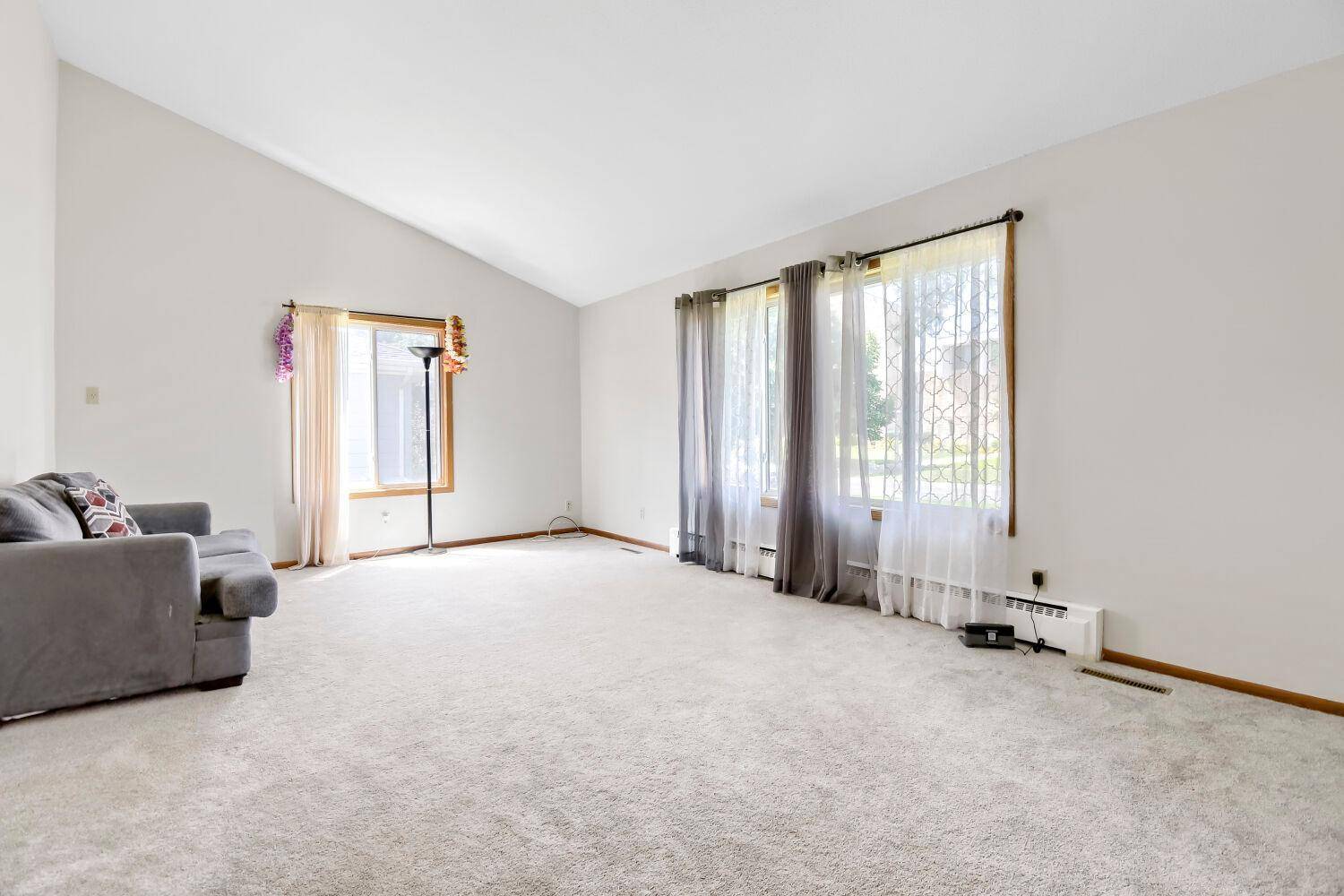 7024 Halifax AVE N, Brooklyn Center, MN 55429