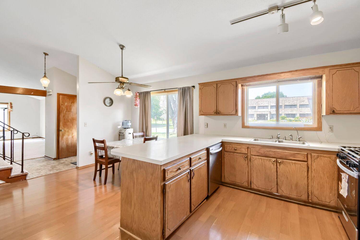 7024 Halifax AVE N, Brooklyn Center, MN 55429