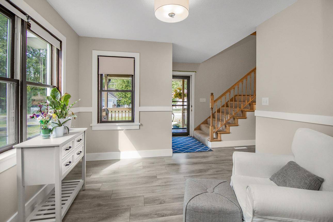 1340 4th ST, Saint Paul Park, MN 55071