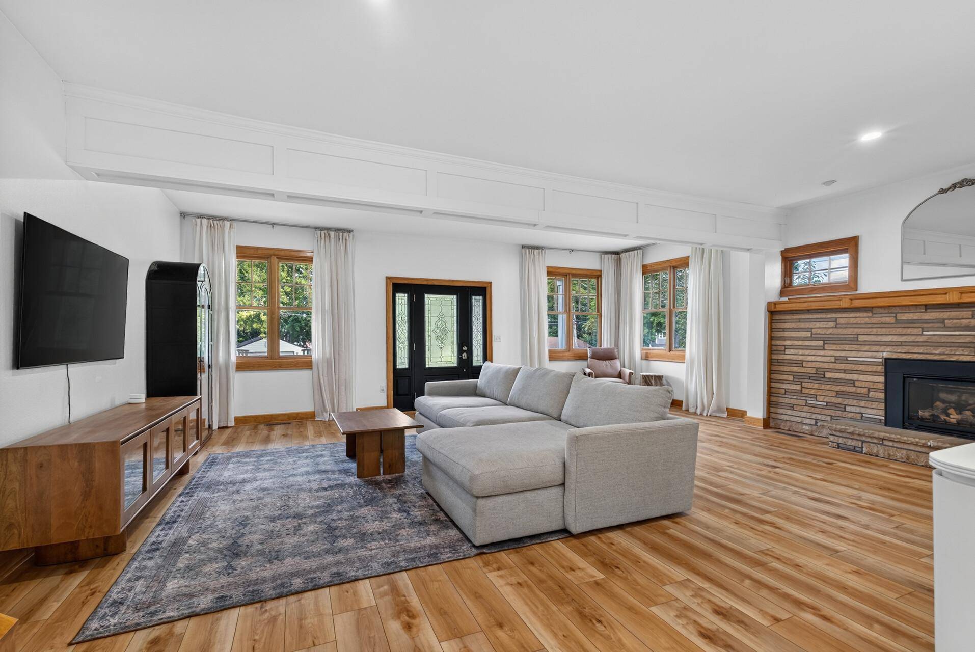 2584 S Shore BLVD, White Bear Twp, MN 55110