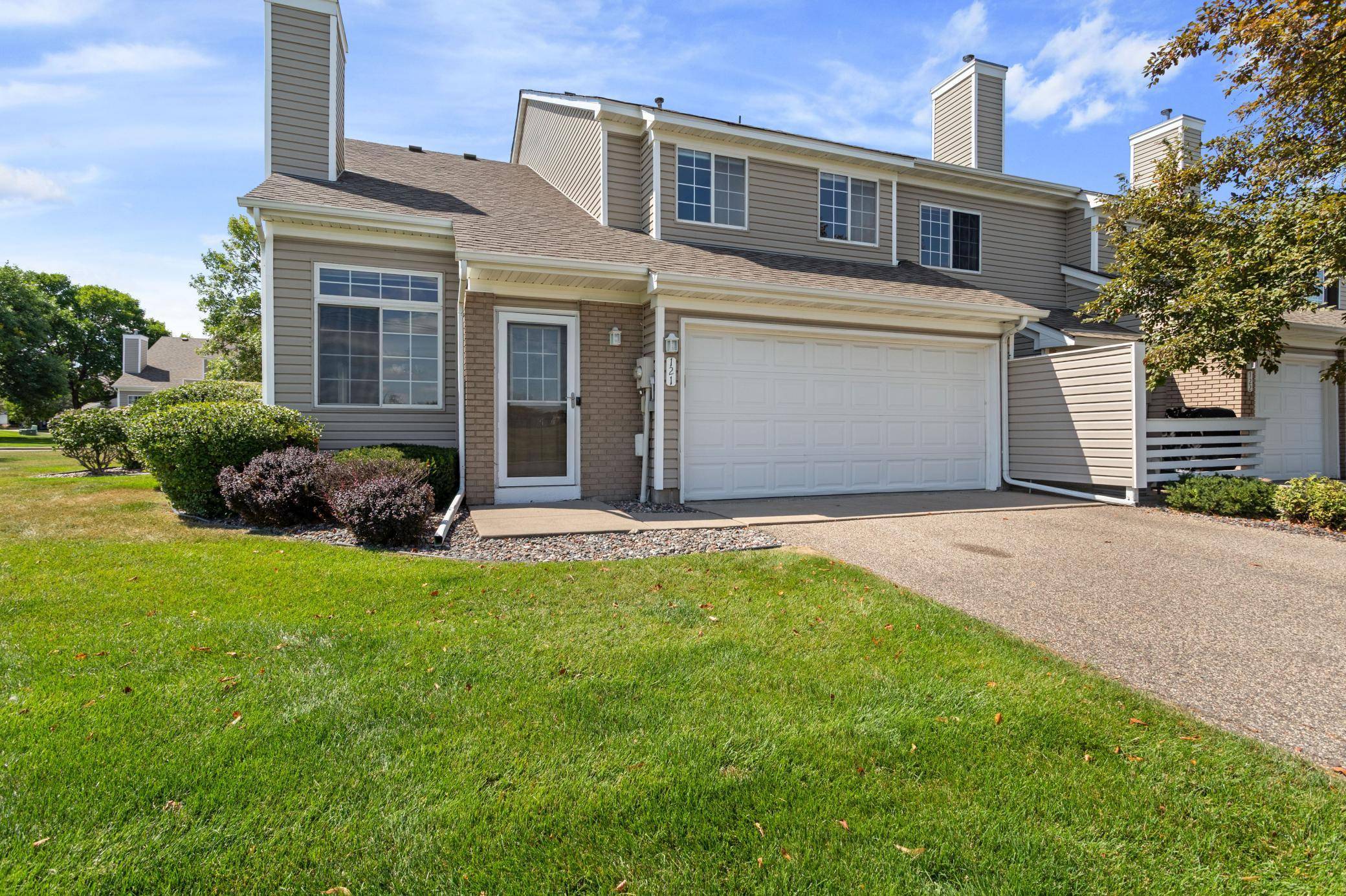 13440 60th PL N #121, Plymouth, MN 55446