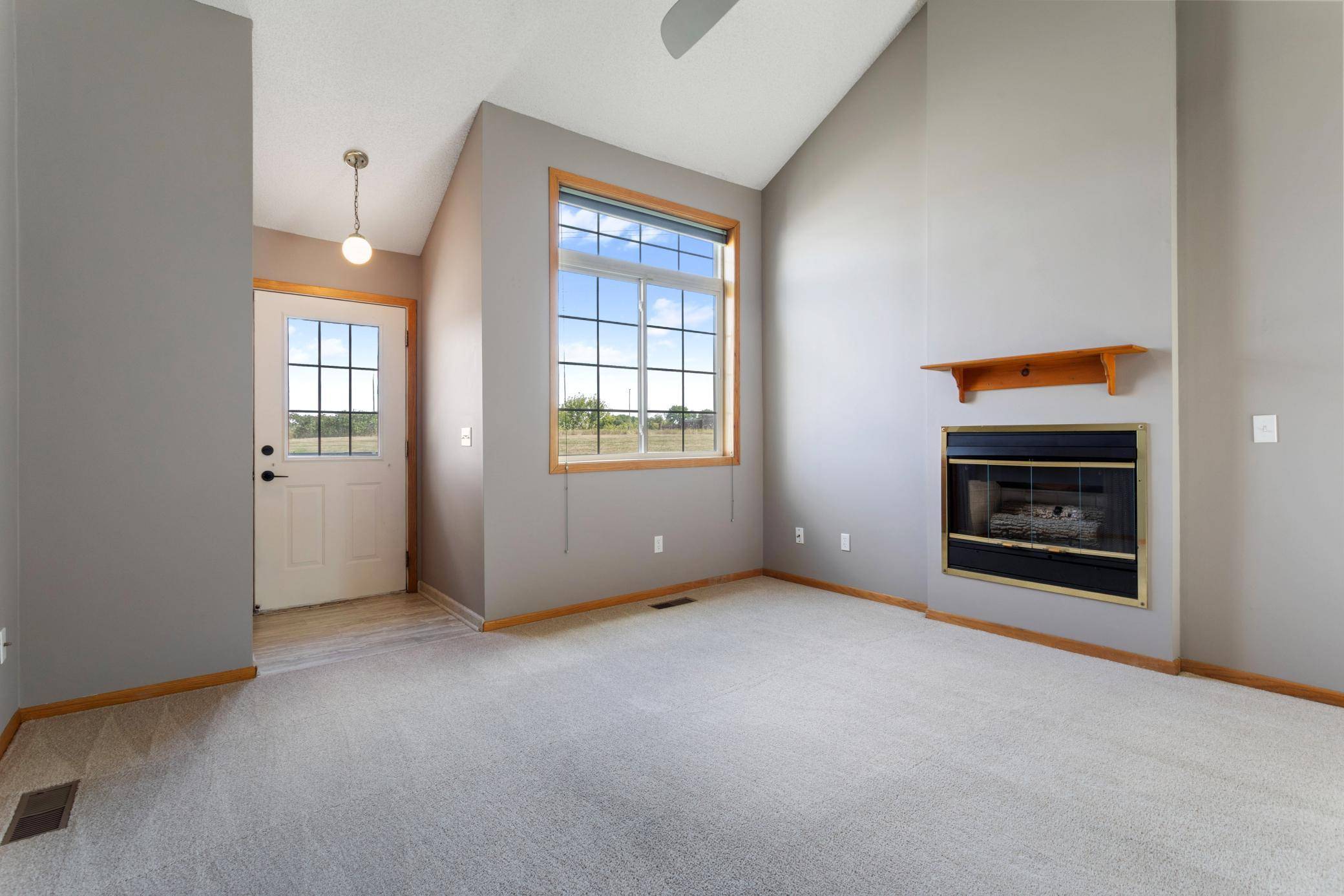 13440 60th PL N #121, Plymouth, MN 55446