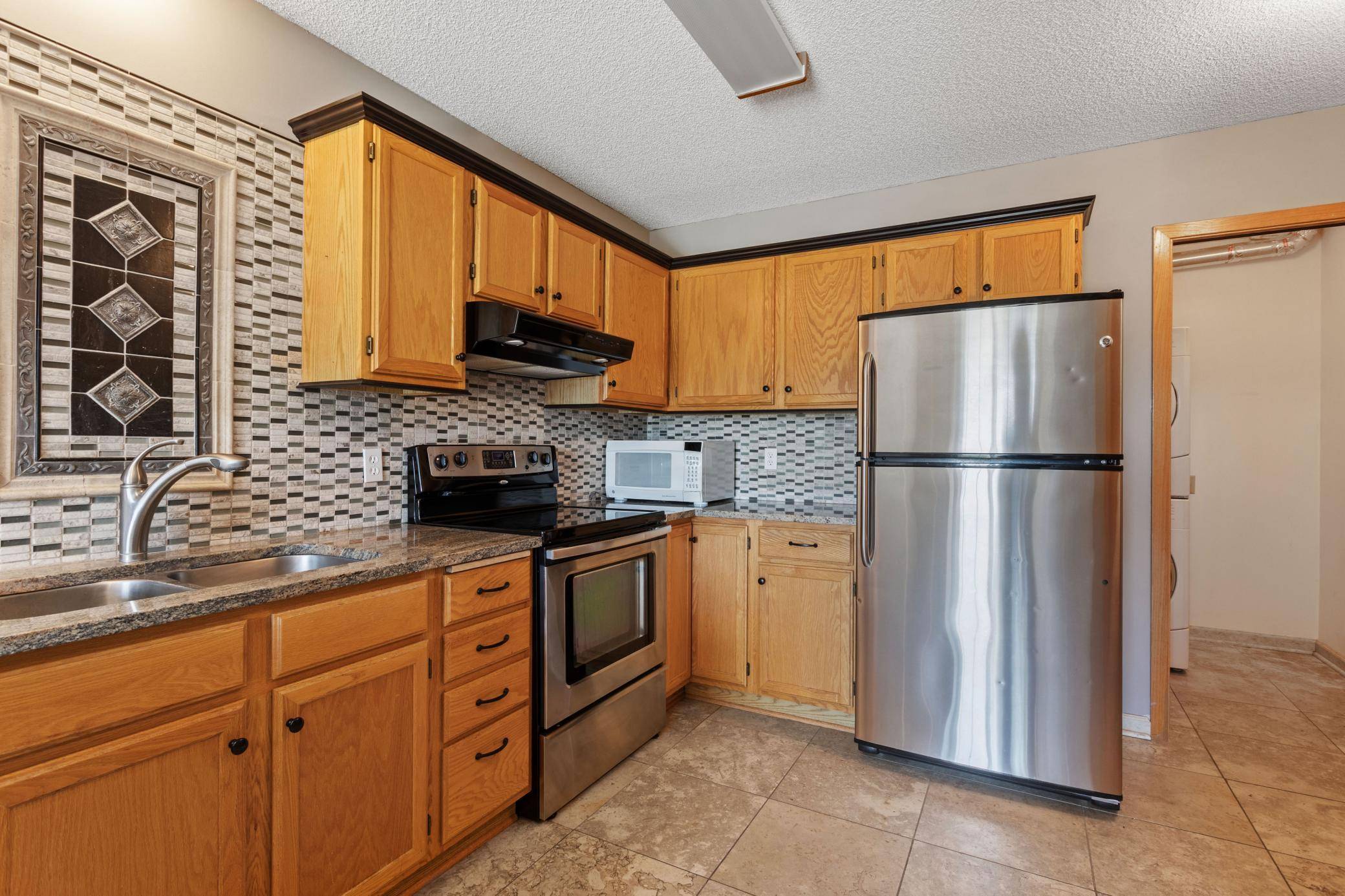 13440 60th PL N #121, Plymouth, MN 55446