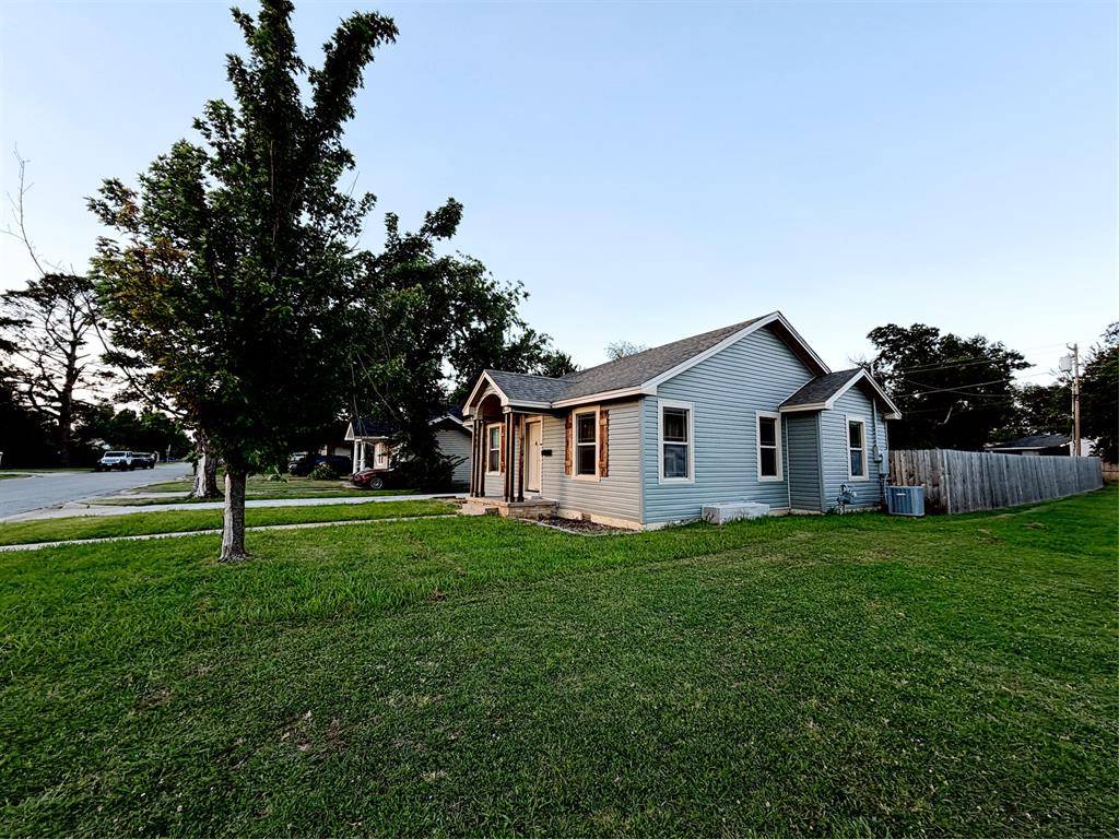 1805 N Louisa AVE, Shawnee, OK 74804