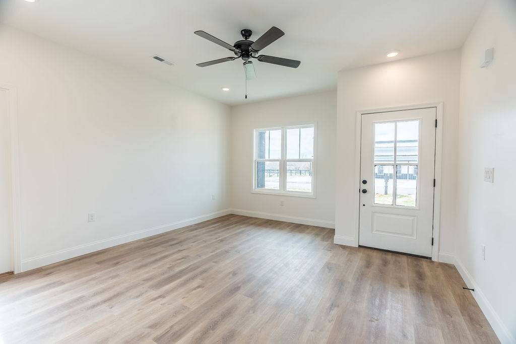 110 Joiner Ave, Elkton, KY 42220