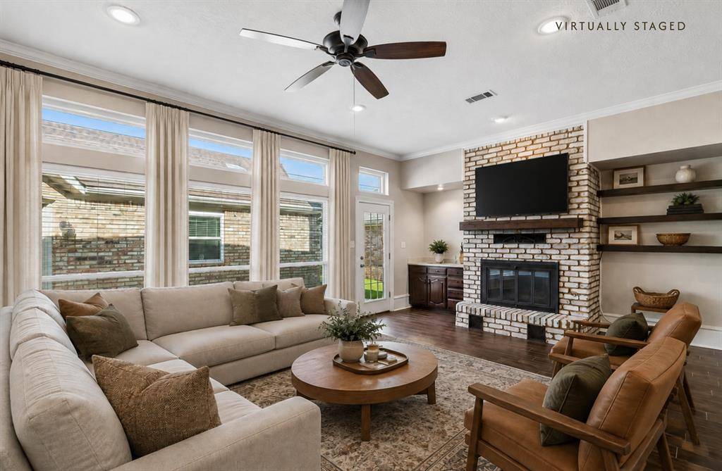 604 Shalamar Place, Irving, TX 75061
