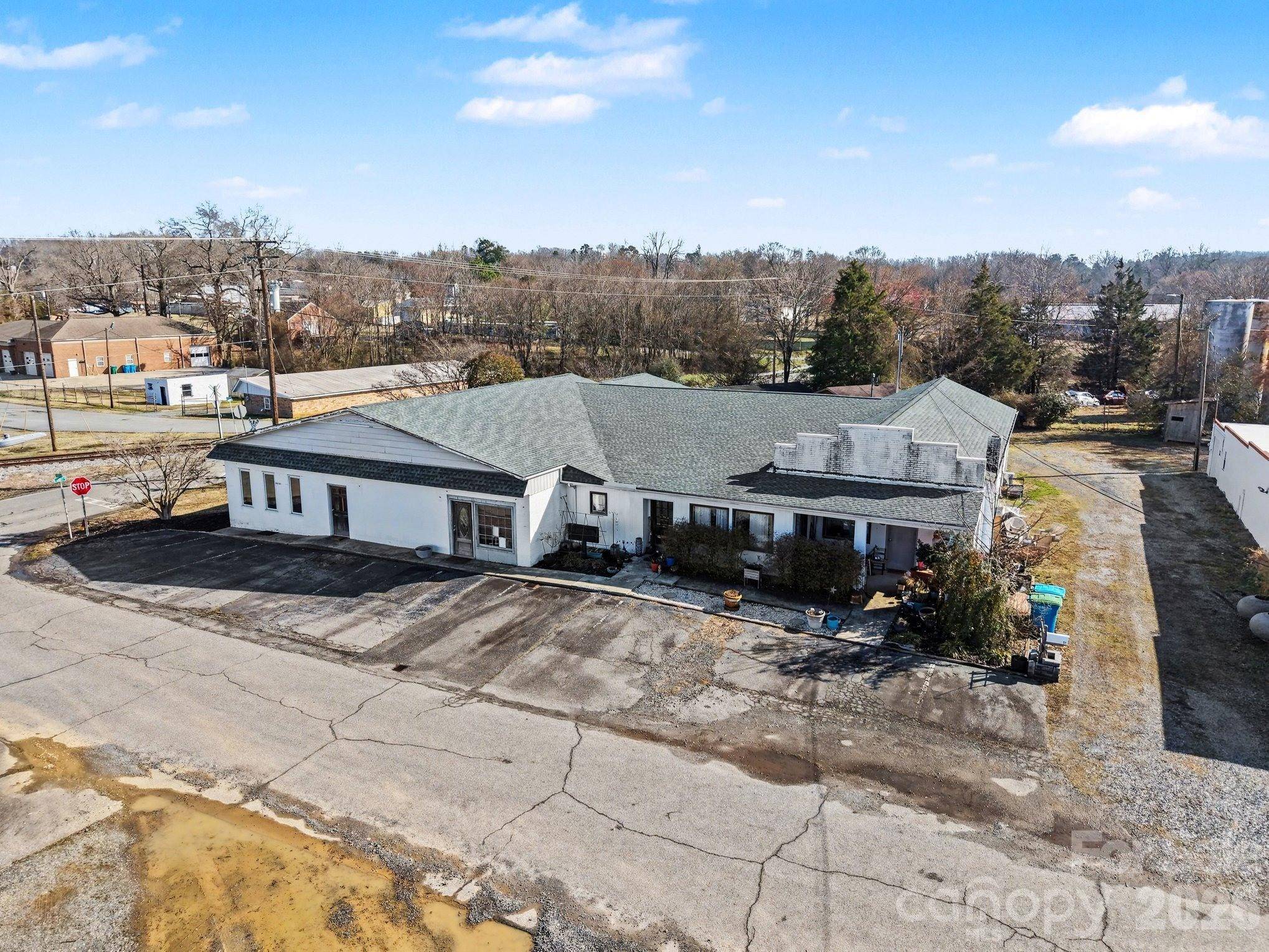 11 Bell AVE, Denton, NC 27239
