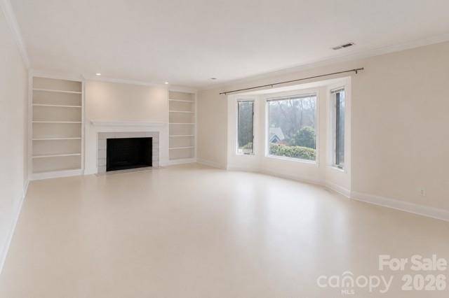 111 BLUFFVIEW LN, Flat Rock, NC 28731