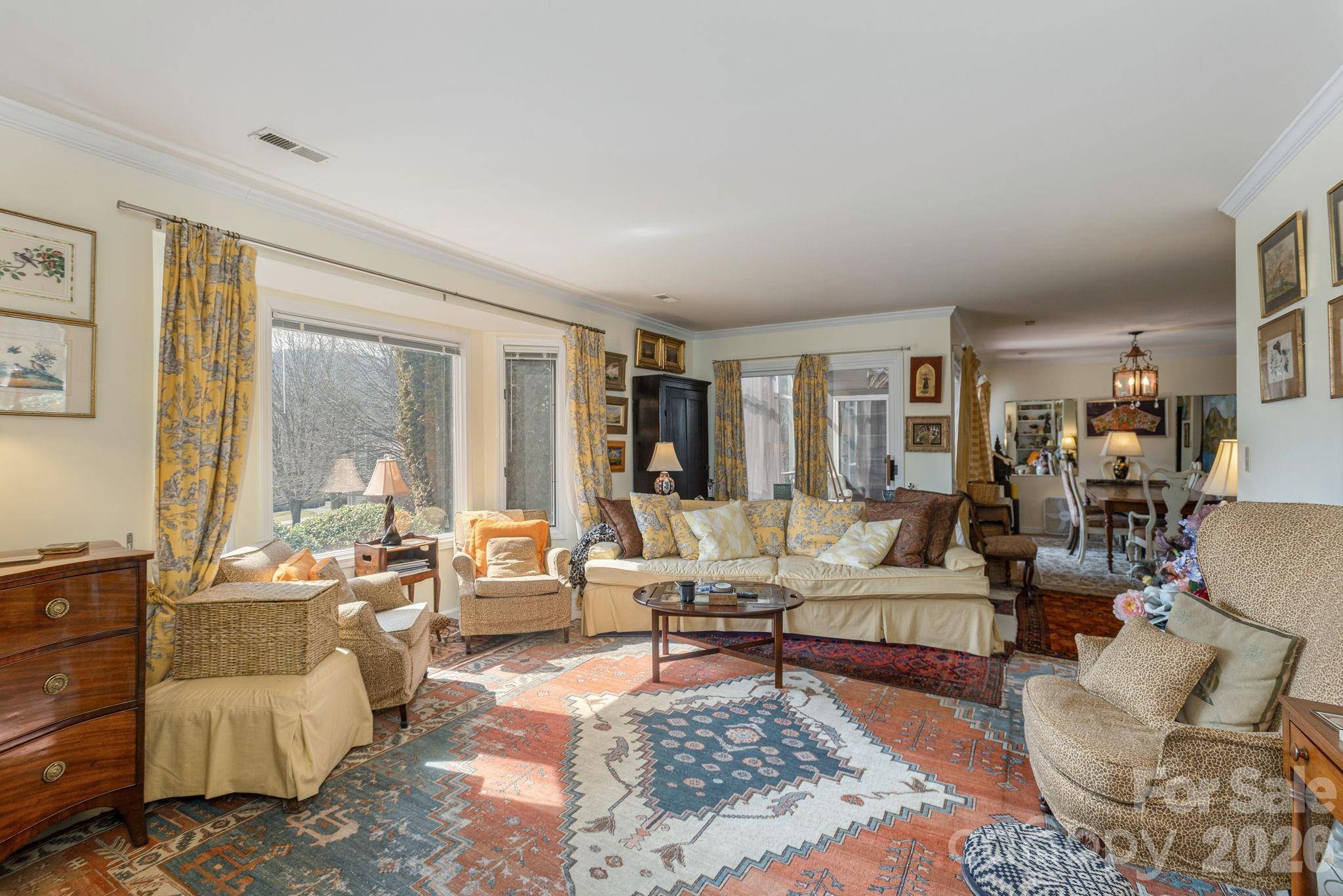 111 BLUFFVIEW LN, Flat Rock, NC 28731