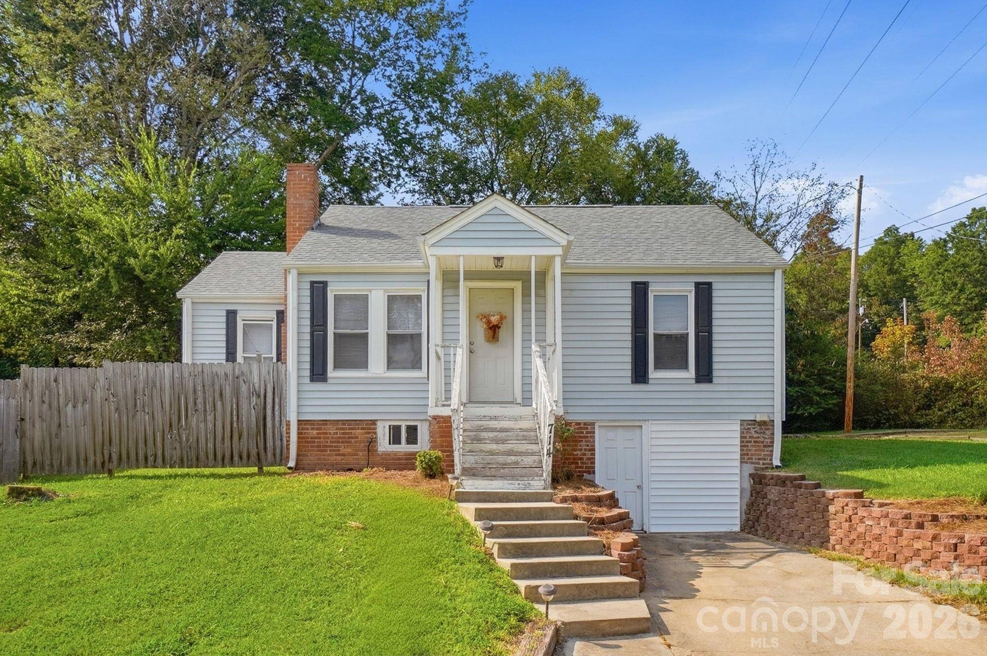714 Parker ST, Albemarle, NC 28001