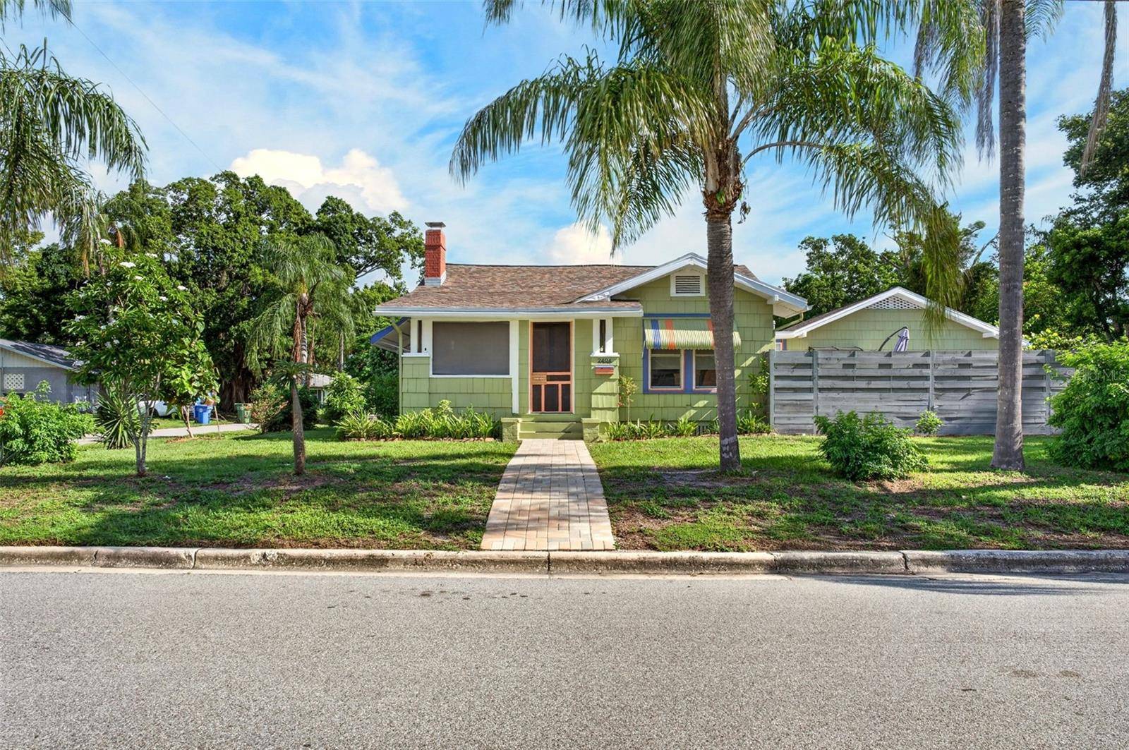 2404 W 11TH AVE, Bradenton, FL 34205