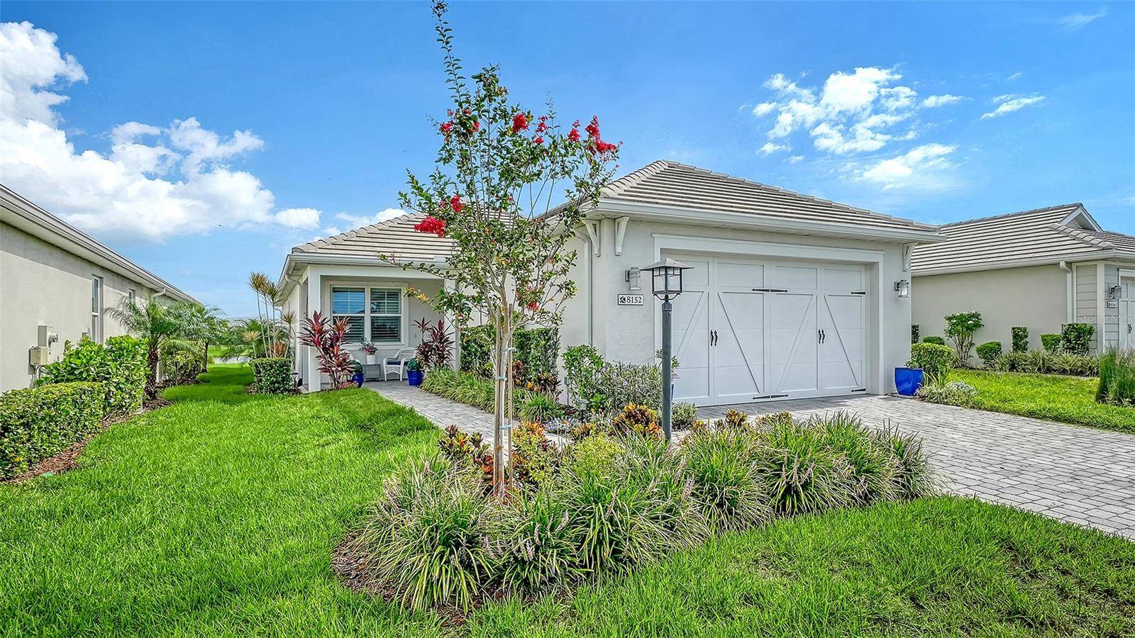 8152 STERNWAY RD, Sarasota, FL 34240