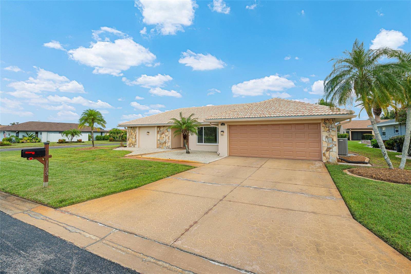 1123 MISTI CT, Venice, FL 34293