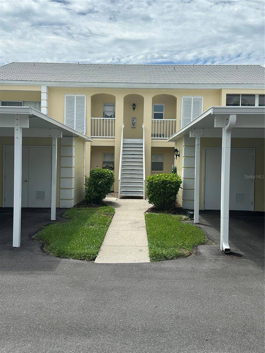 402 CERROMAR CIR N #105, Venice, FL 34293