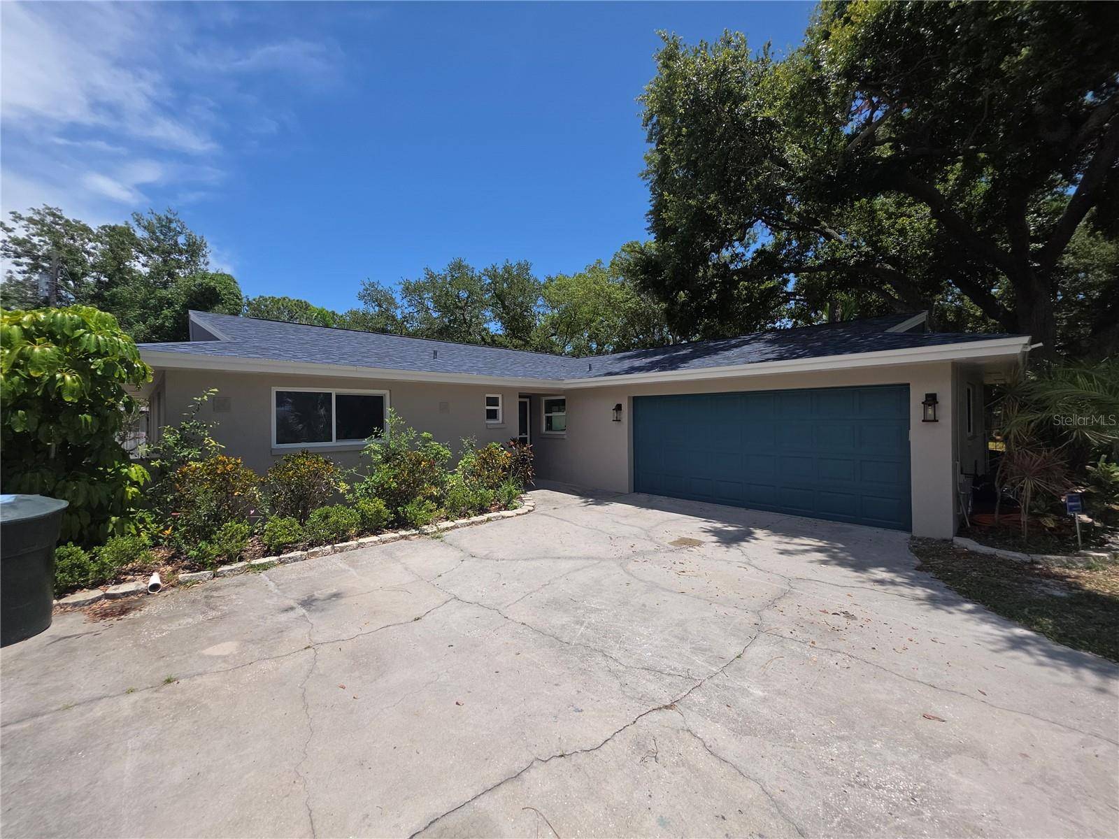 63 OAKWOOD DR, Dunedin, FL 34698
