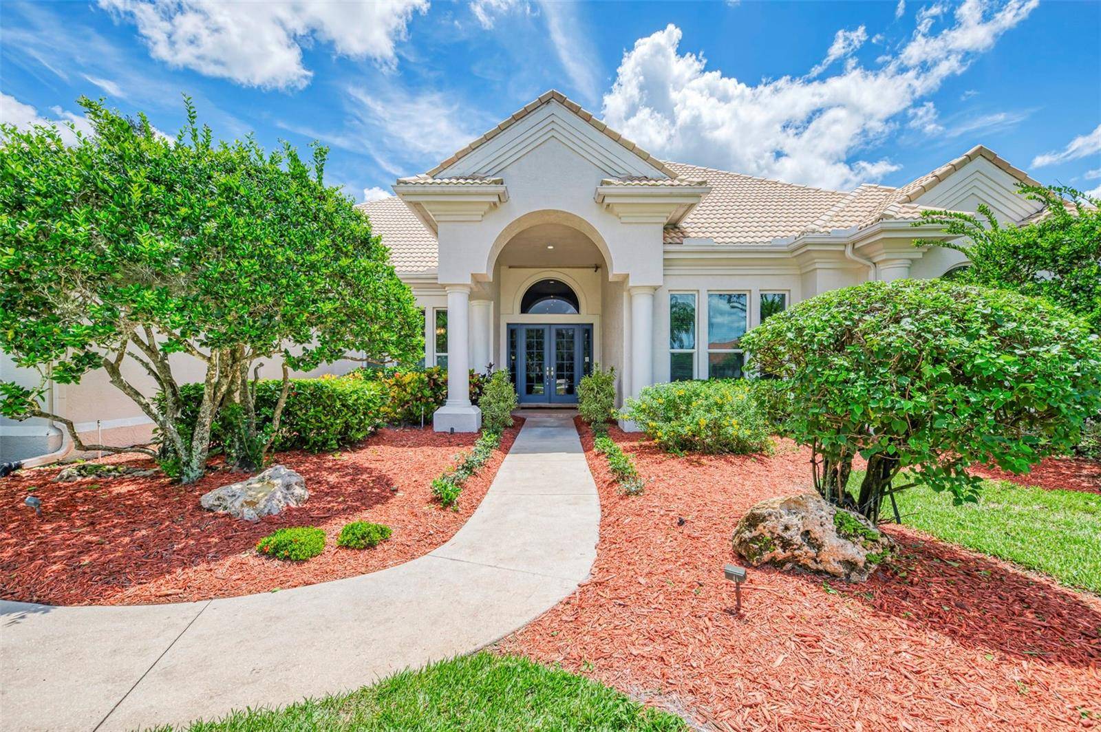 7767 ALISTER MACKENZIE DR, Sarasota, FL 34240