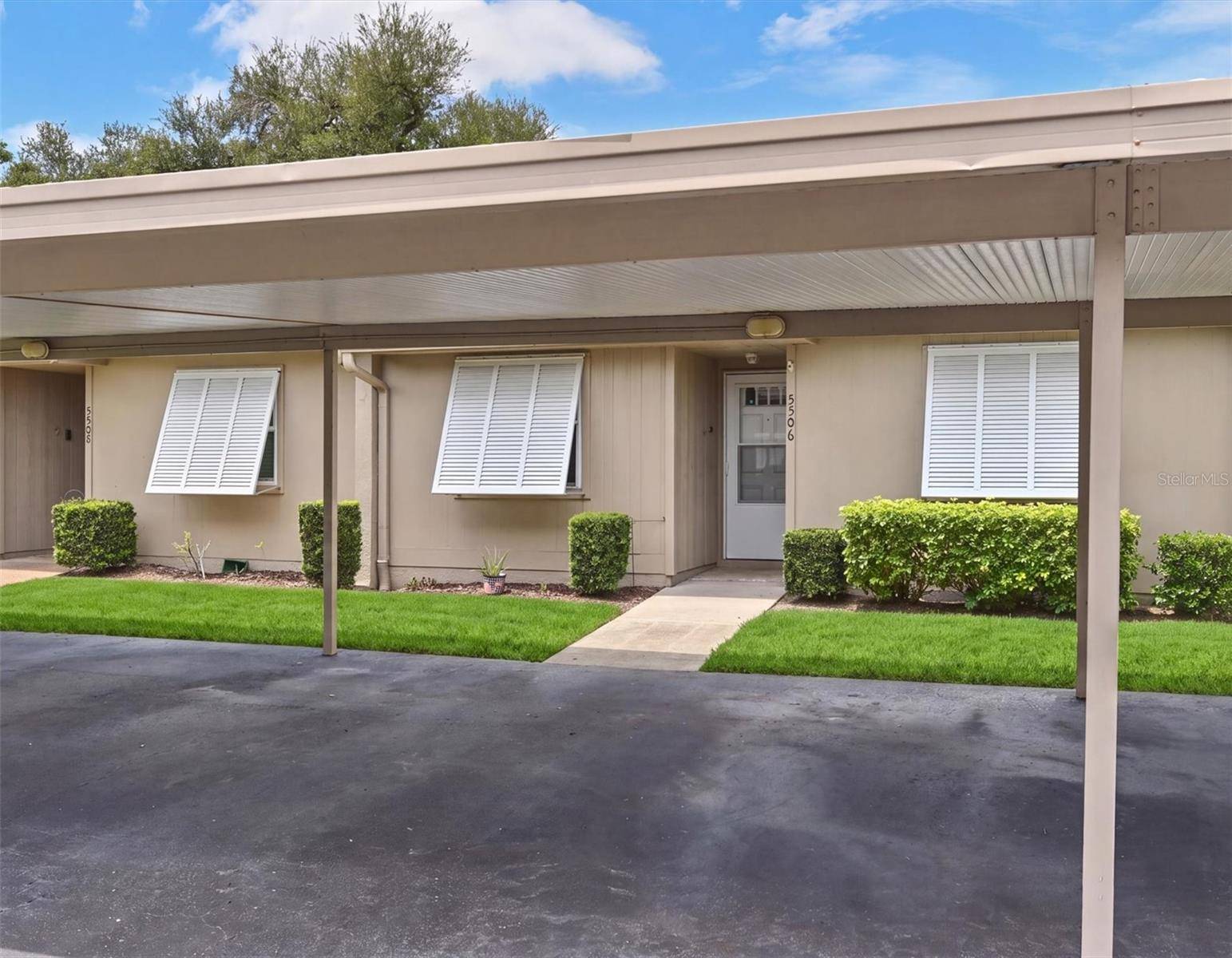 5506 37TH ST E #4, Bradenton, FL 34203