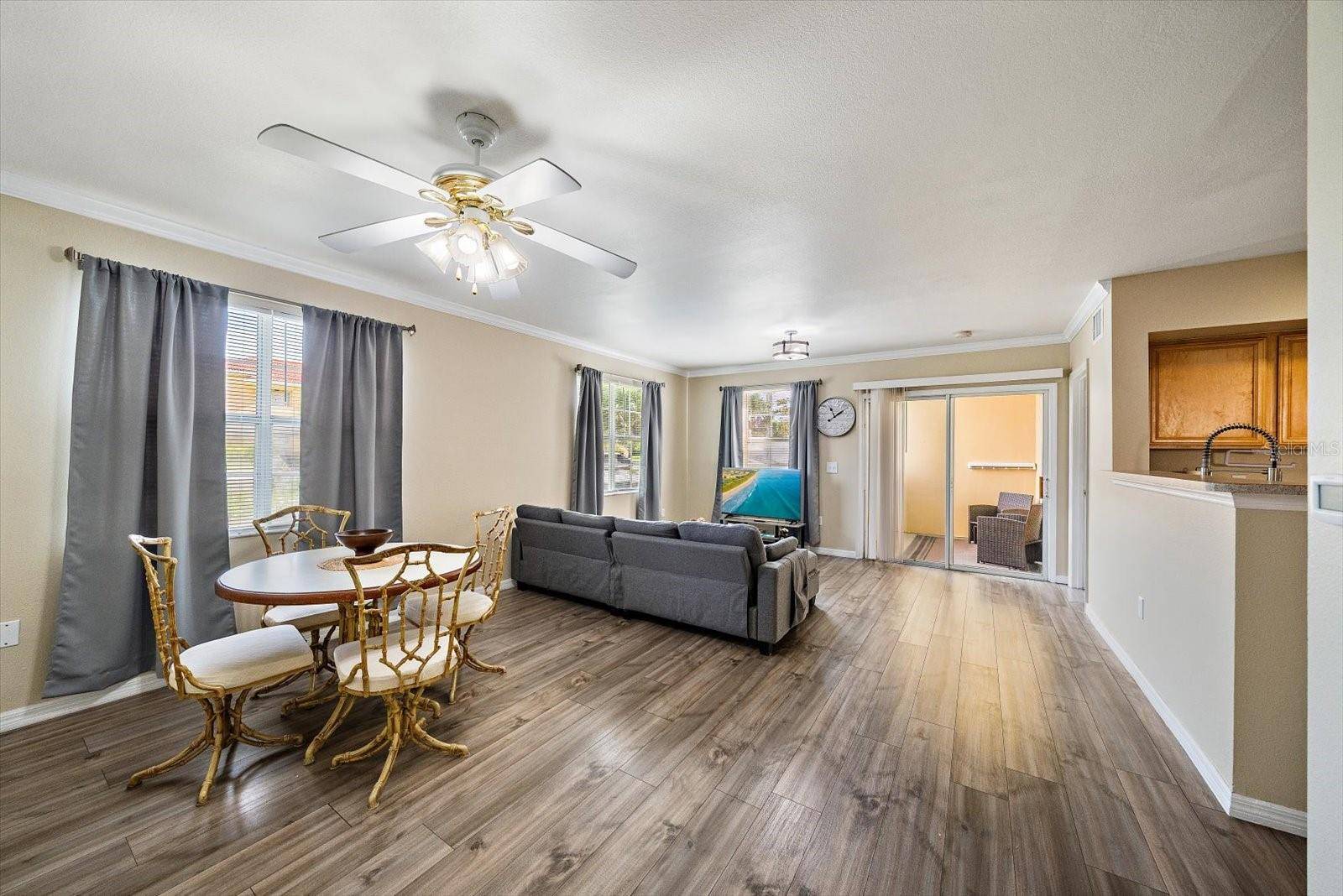 1010 VILLAGIO CIR #104, Sarasota, FL 34237