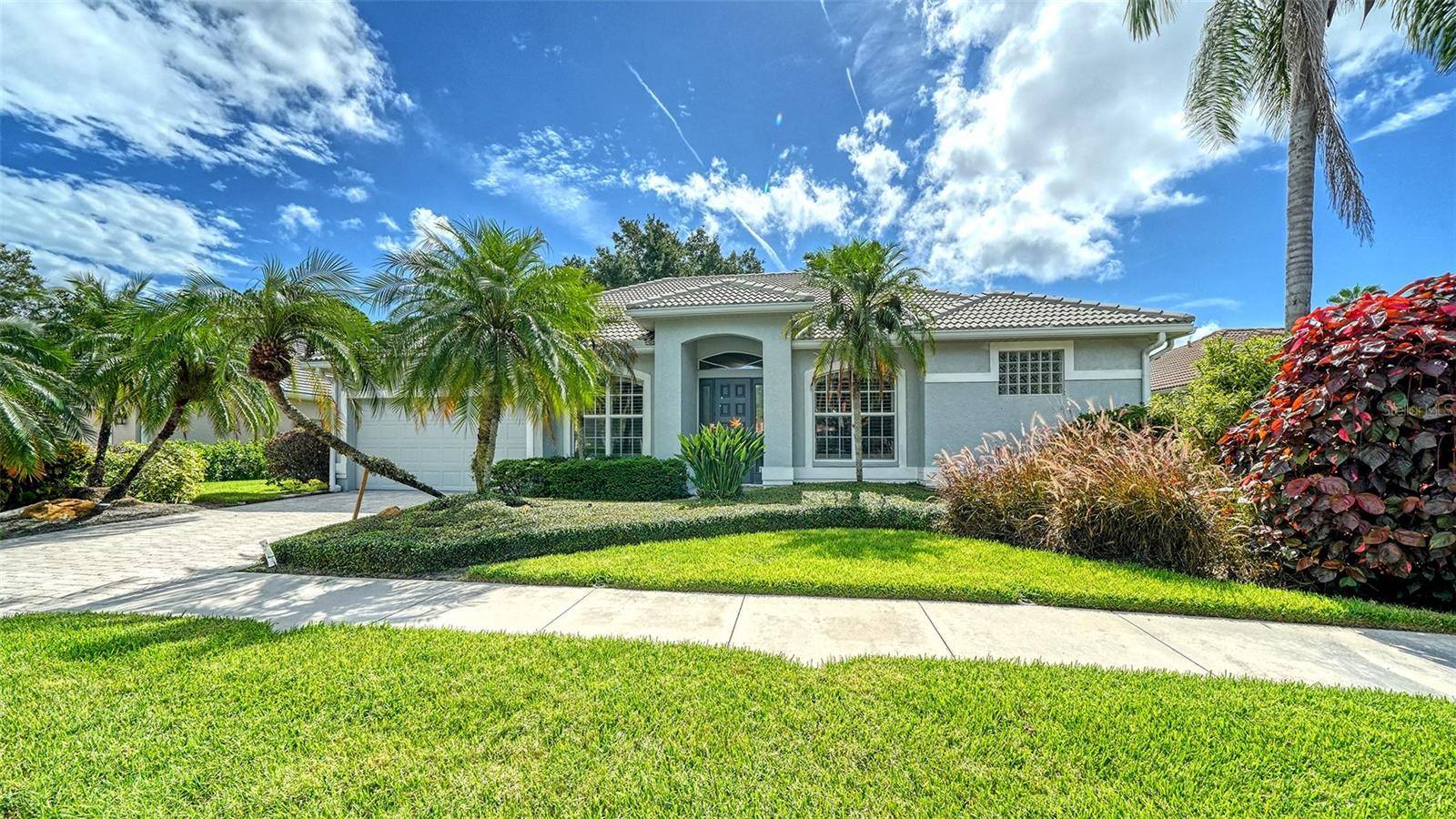 5325 ANTHONY LN, Sarasota, FL 34233