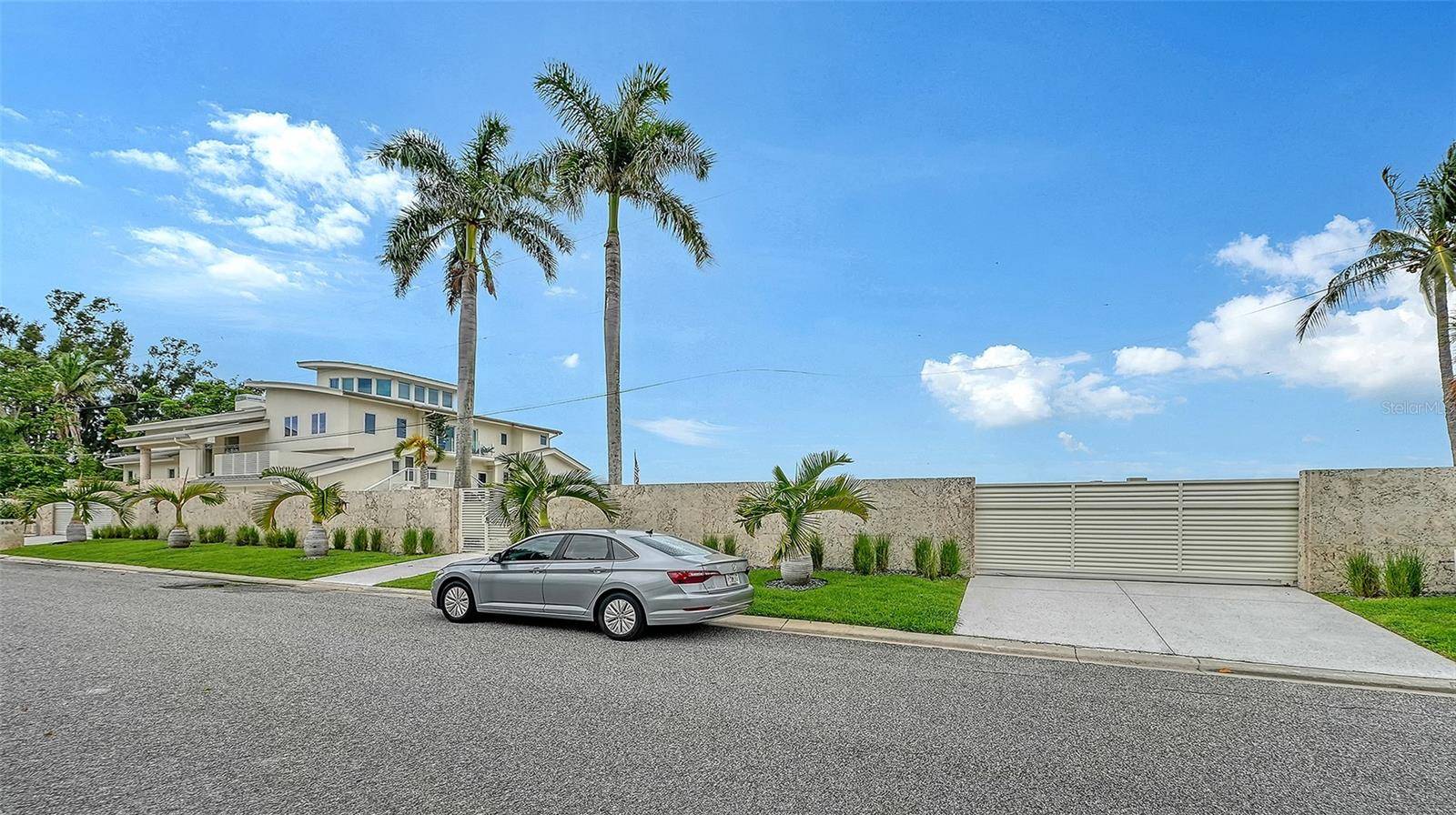 1209 WESTWAY DR, Sarasota, FL 34236