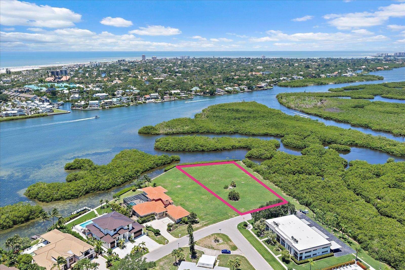 TIDEWOOD AVE, Sarasota, FL 34231