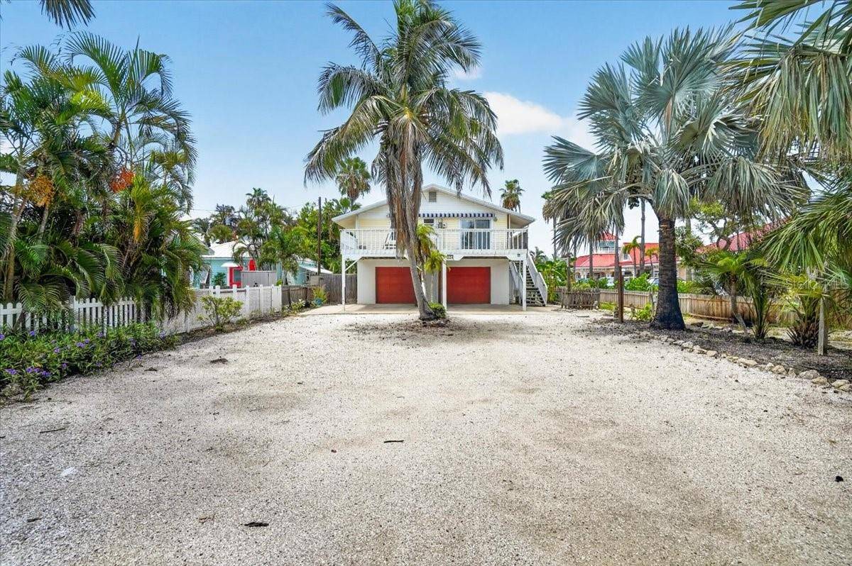 524 SPRING AVE, Anna Maria, FL 34216