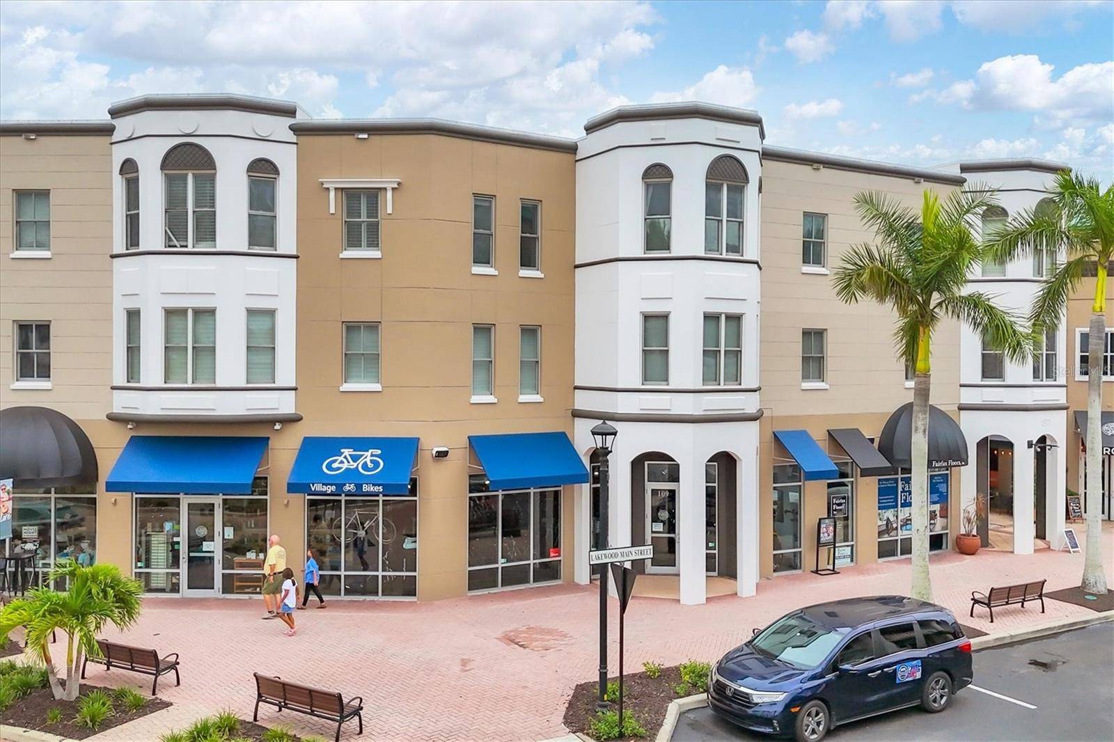 8111 LAKEWOOD MAIN ST #306, Lakewood Ranch, FL 34202