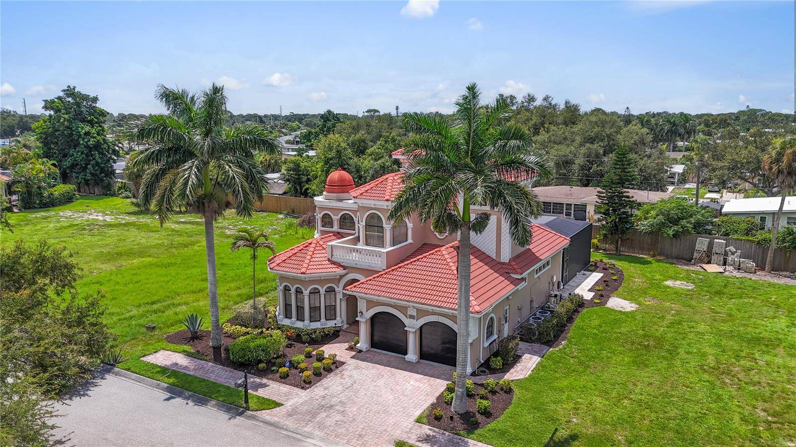 1650 ASSISI DR #16, Sarasota, FL 34231
