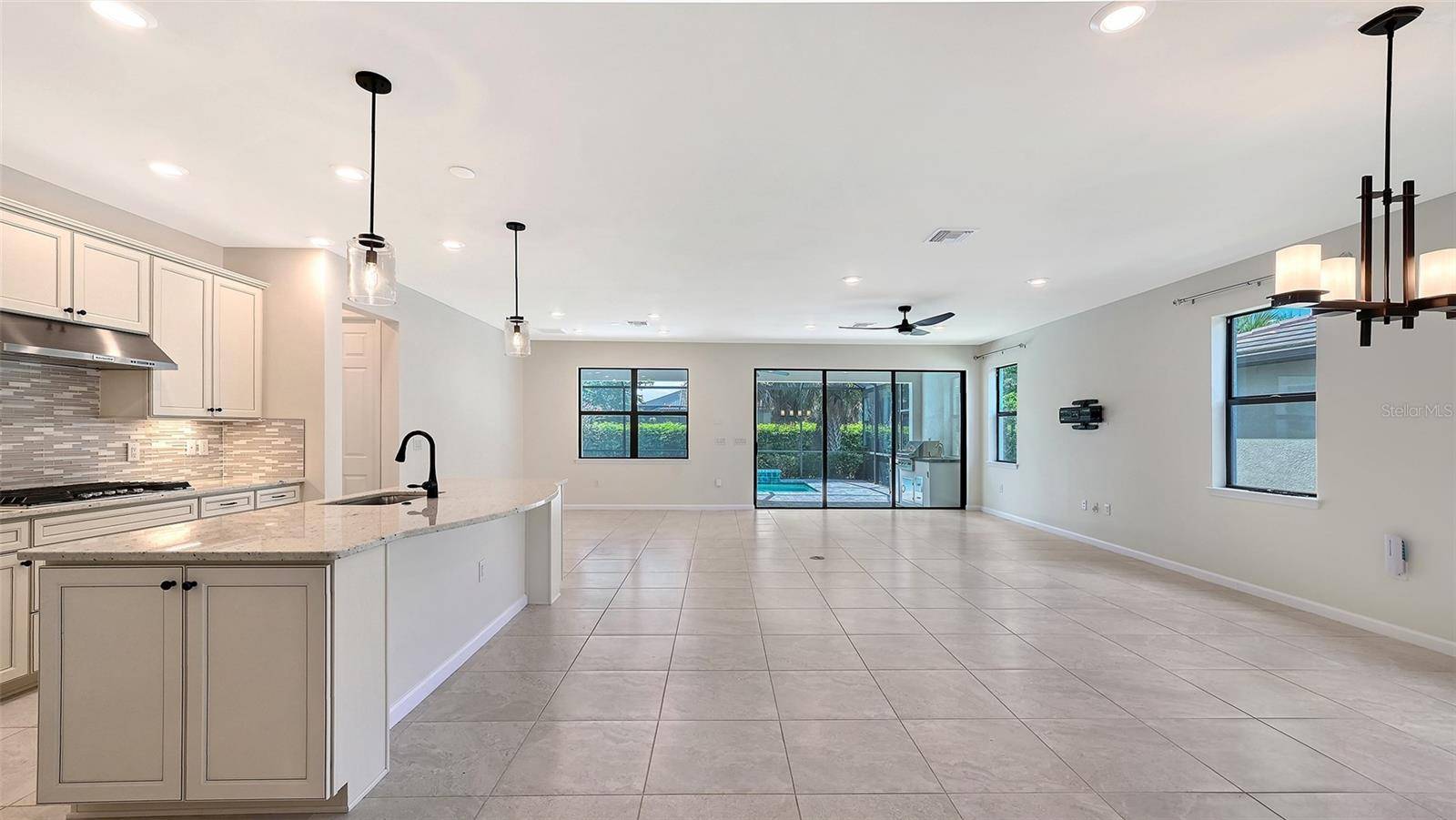 5721 SWEET LEAF WAY, Sarasota, FL 34238