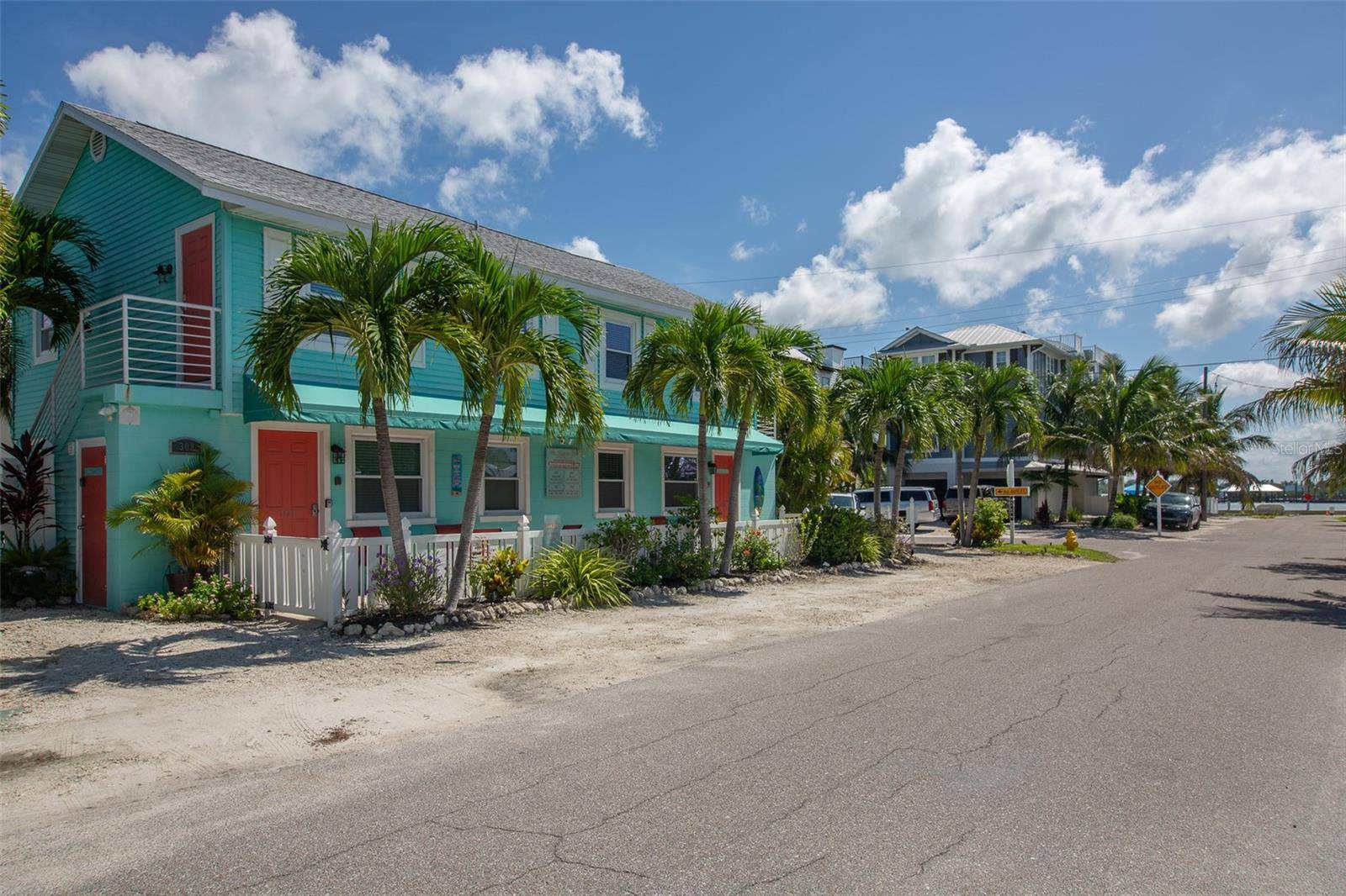 308 2ND ST N #201, Bradenton Beach, FL 34217