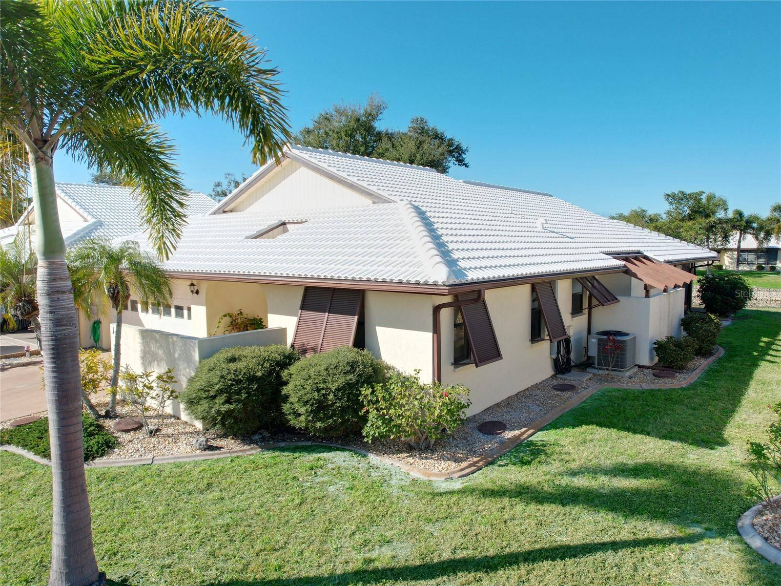 137 DRIFTING SANDS DR, Venice, FL 34293