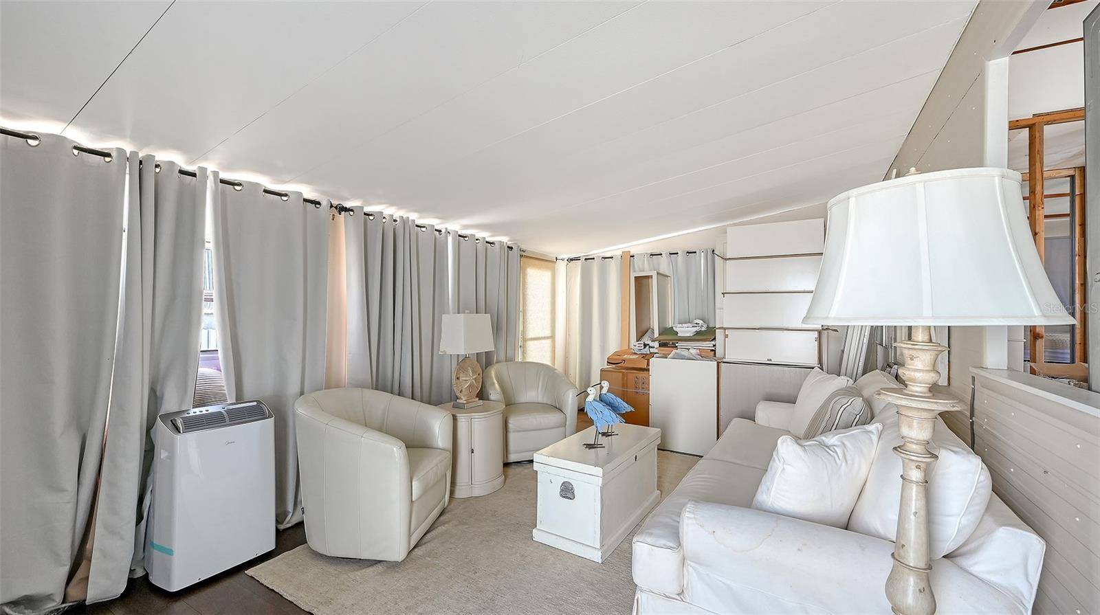 36 TWIN SHORES BLVD, Longboat Key, FL 34228