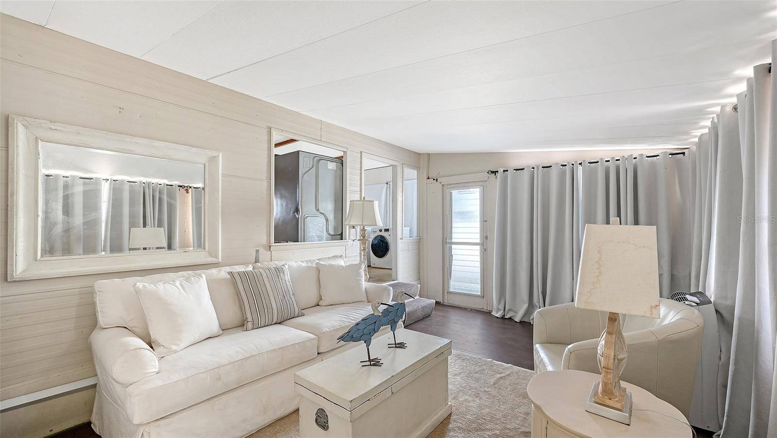 36 TWIN SHORES BLVD, Longboat Key, FL 34228