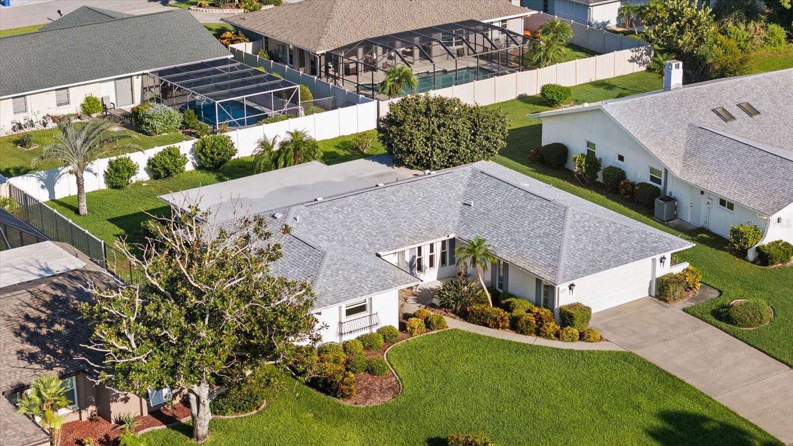 1233 PINEBROOK WAY, Venice, FL 34285