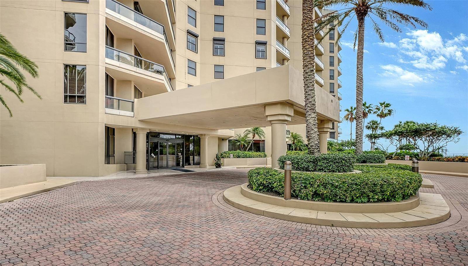 1241 GULF OF MEXICO DR #303, Longboat Key, FL 34228