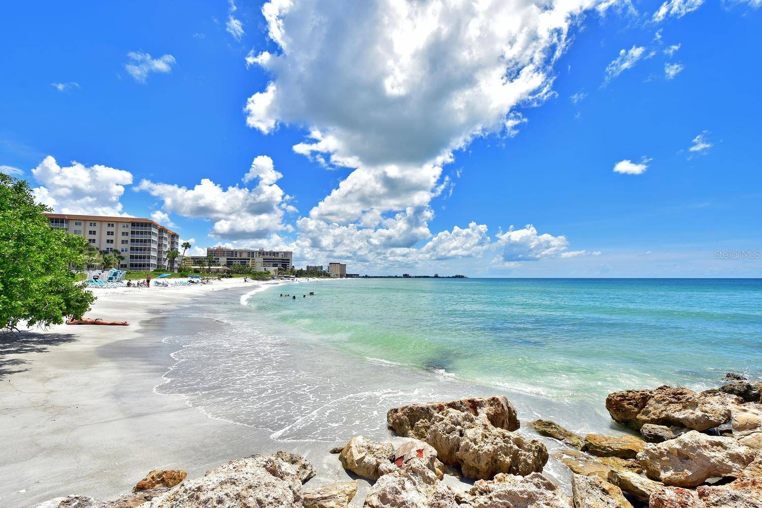 170 ROOSEVELT DR #17, Sarasota, FL 34236