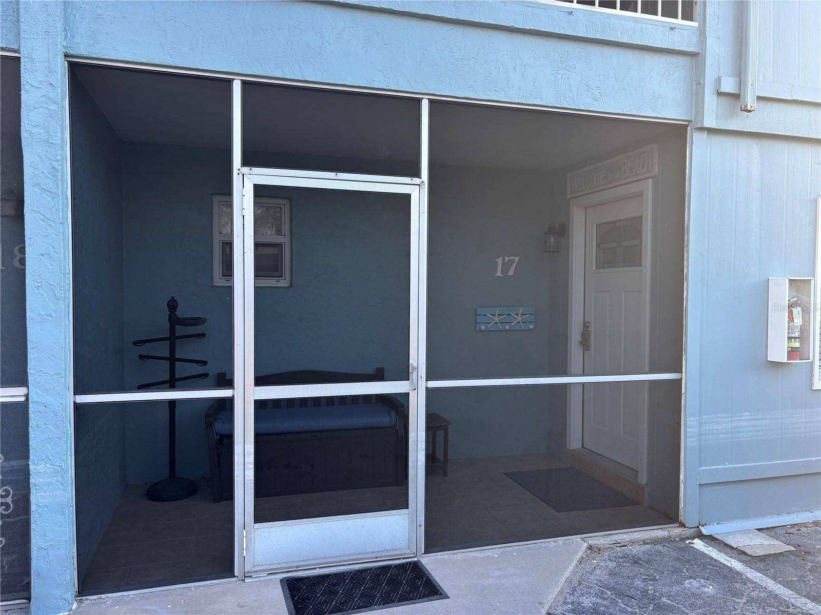 170 ROOSEVELT DR #17, Sarasota, FL 34236