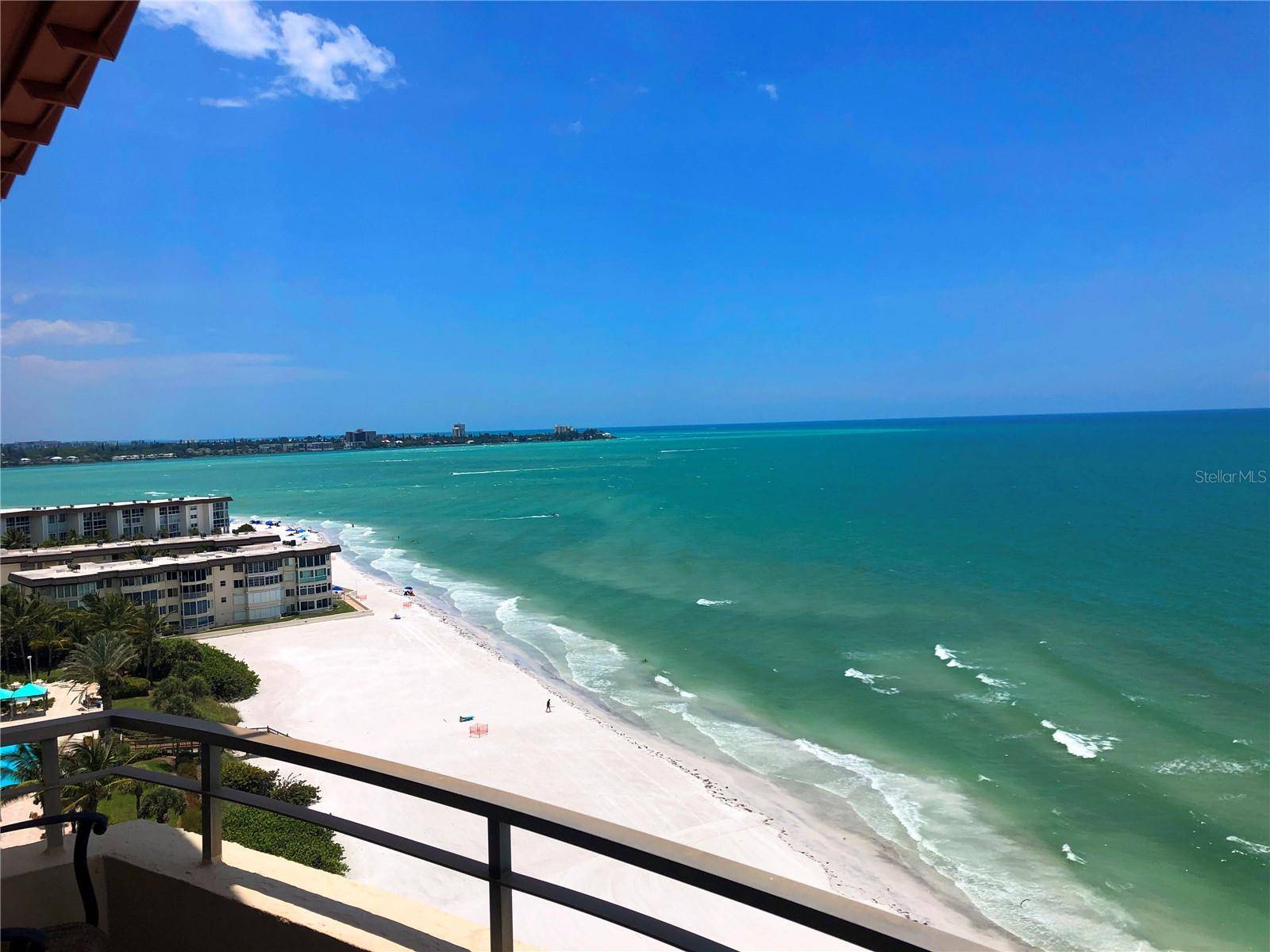 1750 BENJAMIN FRANKLIN DR #B, Sarasota, FL 34236