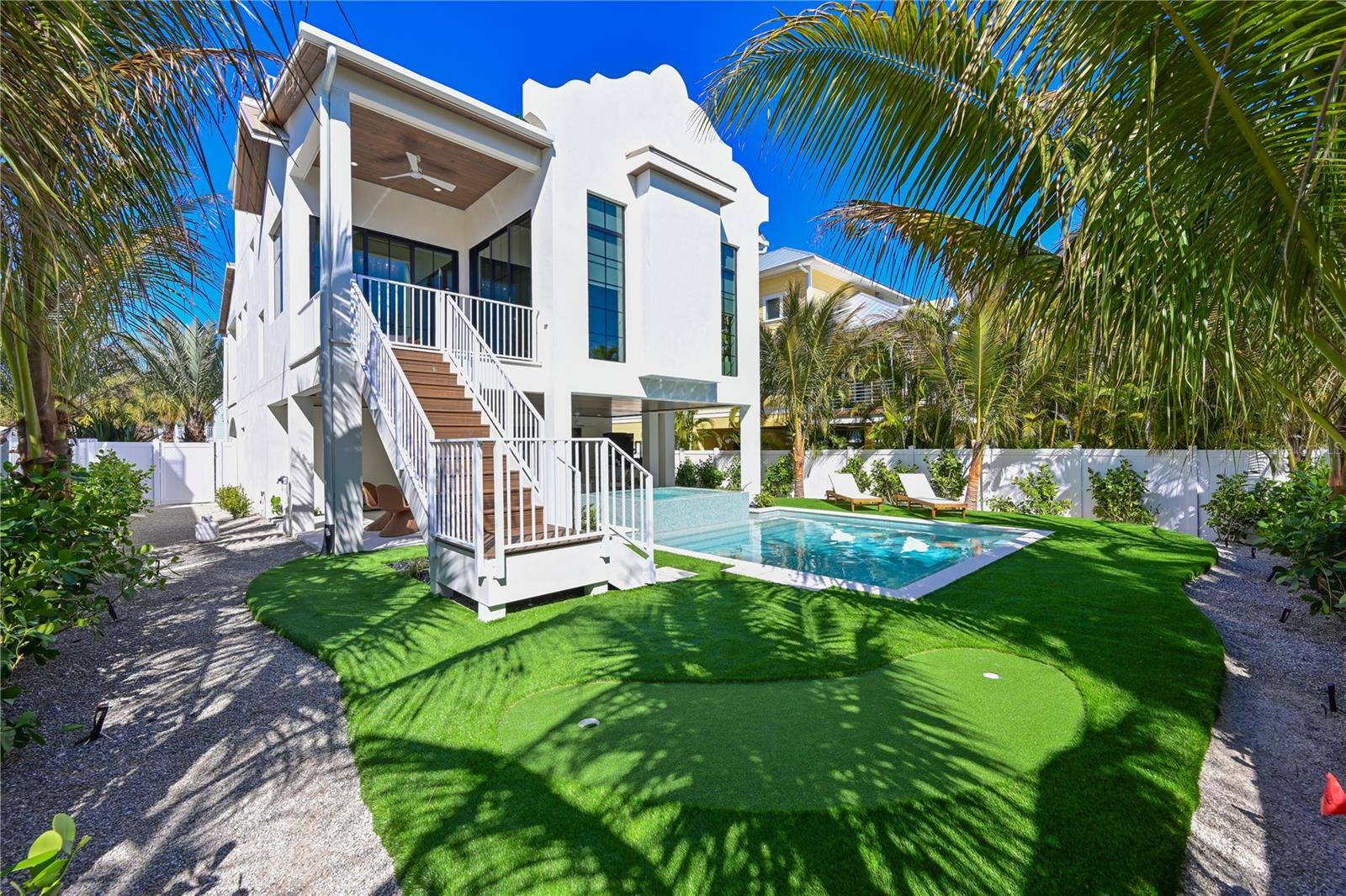 113 PALMETTO AVE, Anna Maria, FL 34216