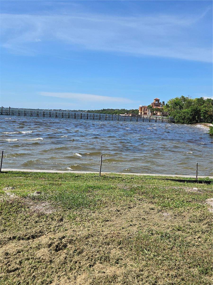 333 N. SHORE DR, Sarasota, FL 34234