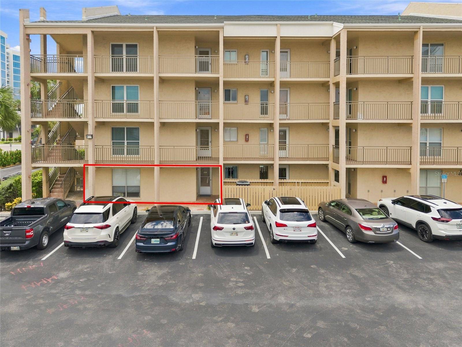 845 BENJAMIN FRANKLIN DR #101, Sarasota, FL 34236