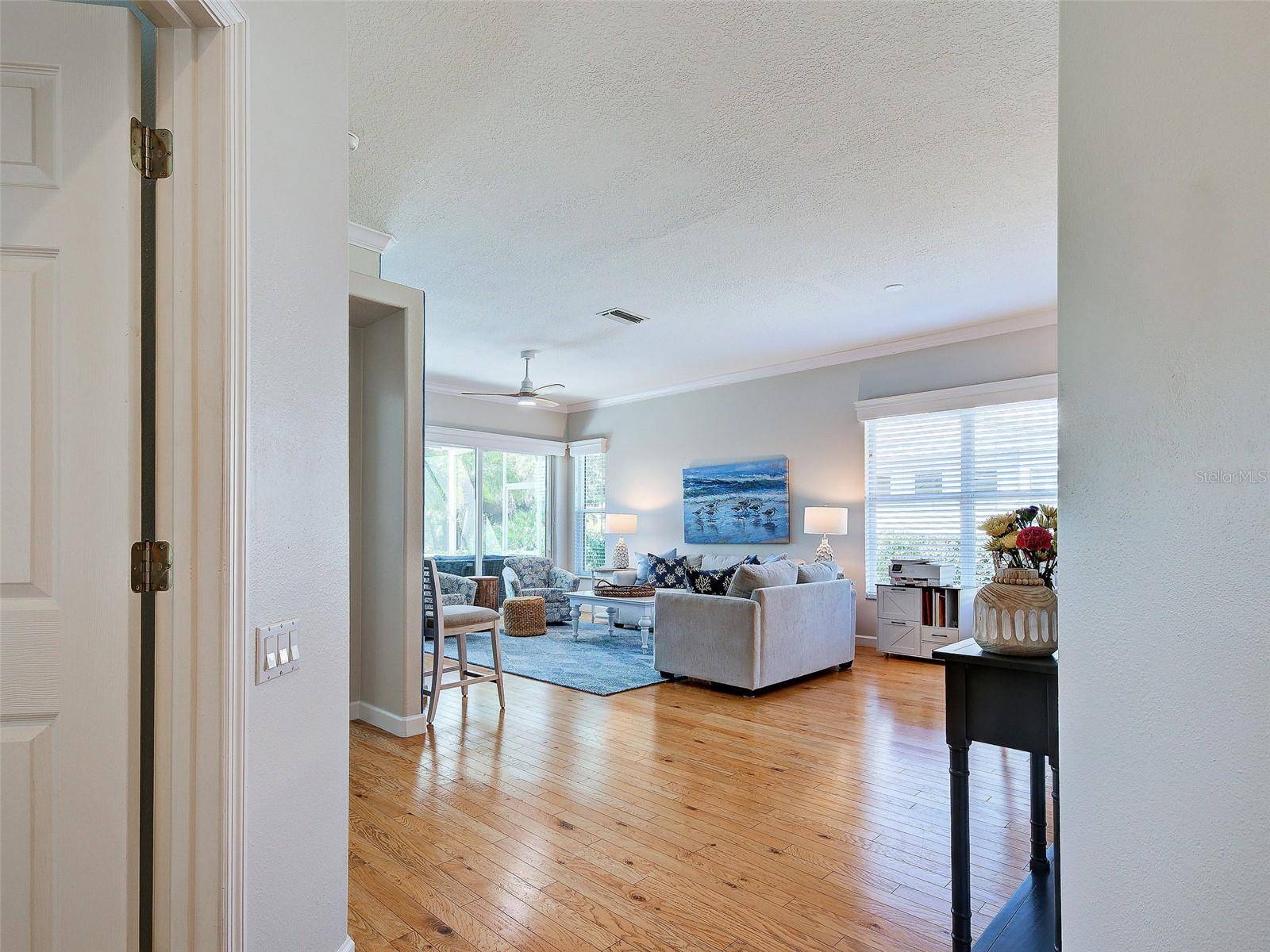 311 LANSBROOK DR, Venice, FL 34292