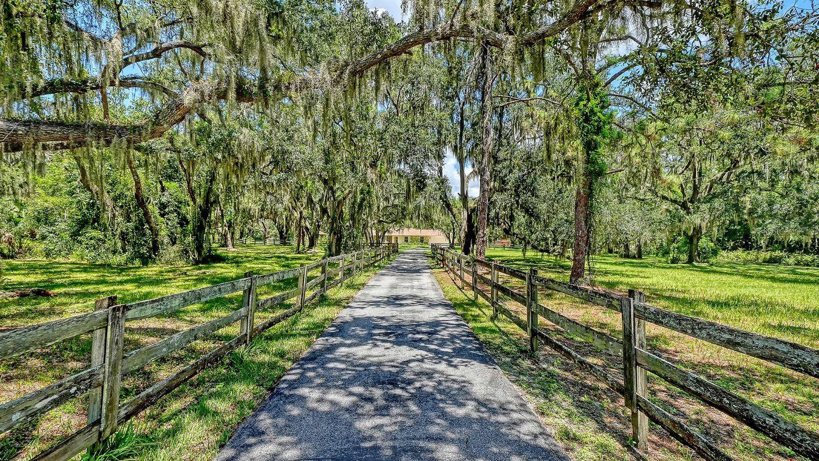 6455 MCKOWN RD, Sarasota, FL 34240